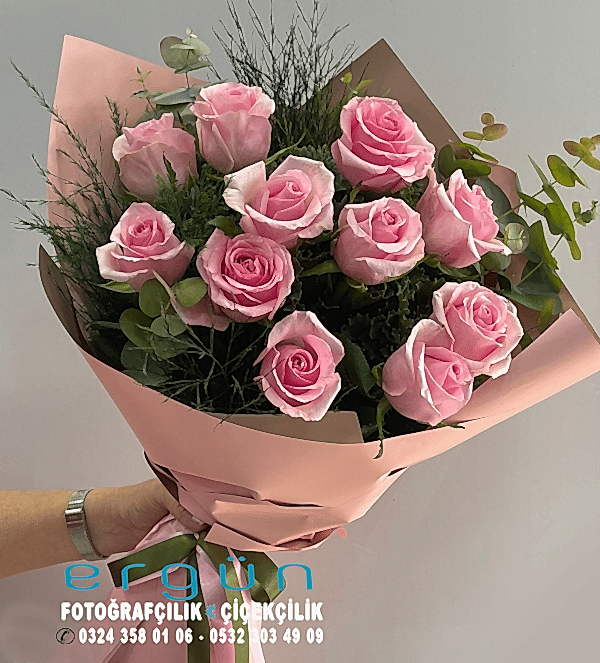 11 İthal Pembe Gül Buketi